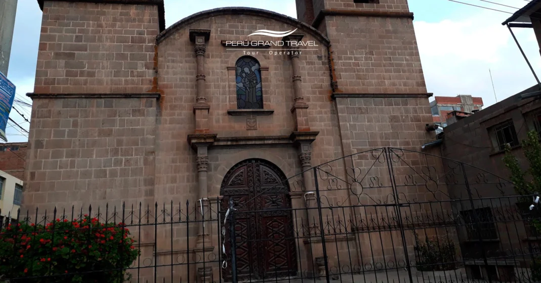 Architecture of the Church of Saint Anthony of Padua in Puno