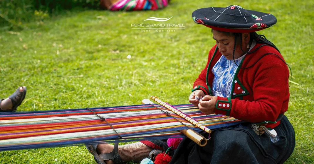 Artistic Weaving Technique of the Communities of Chinchero, art of the Chinchero communities