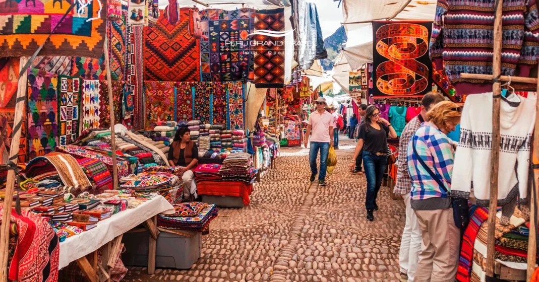 Chincheros fair, crafts fair