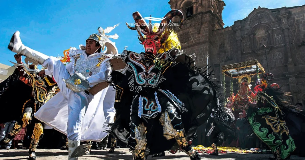Diablada, a typical dance from Puno, dance of the Virgin of Candelaria, Puno, festivities in Puno, festivals in peru
