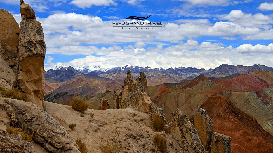 Do you think that Palcoyo Mountain Peru is worth visiting? Such incredible rocky landscapes!