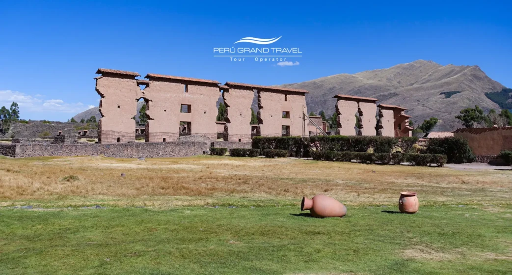 Raqchi archaeological site, a cultural stop on the route of How to get to Puno from Cusco By Bus