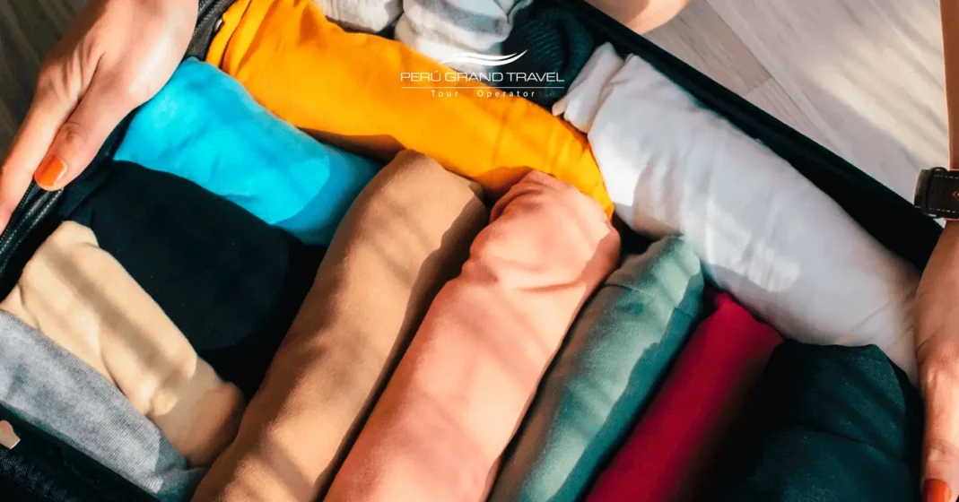 Rolling clothes packing technique for Cusco trip