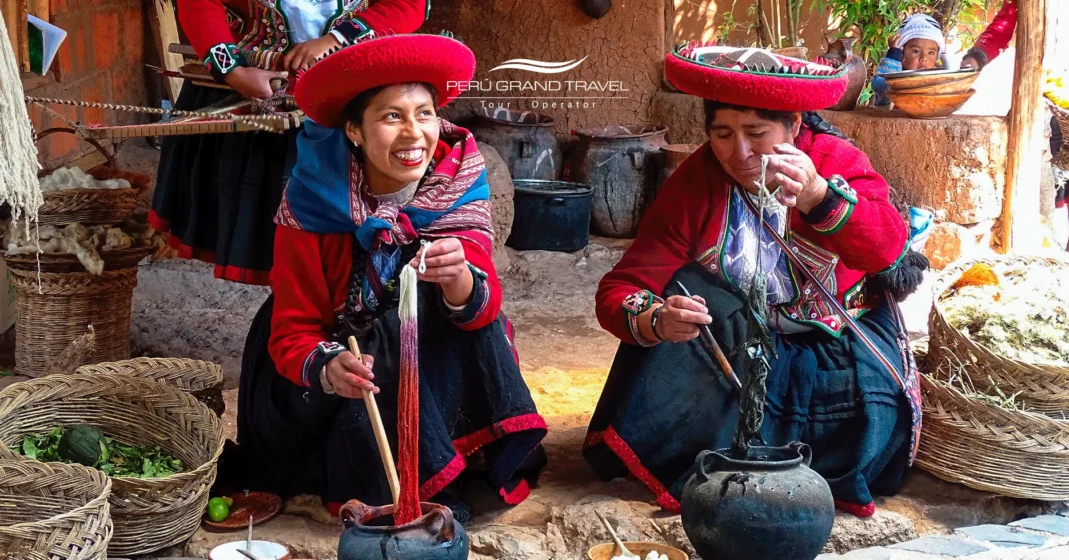 Wool Dyeing in Chincheros