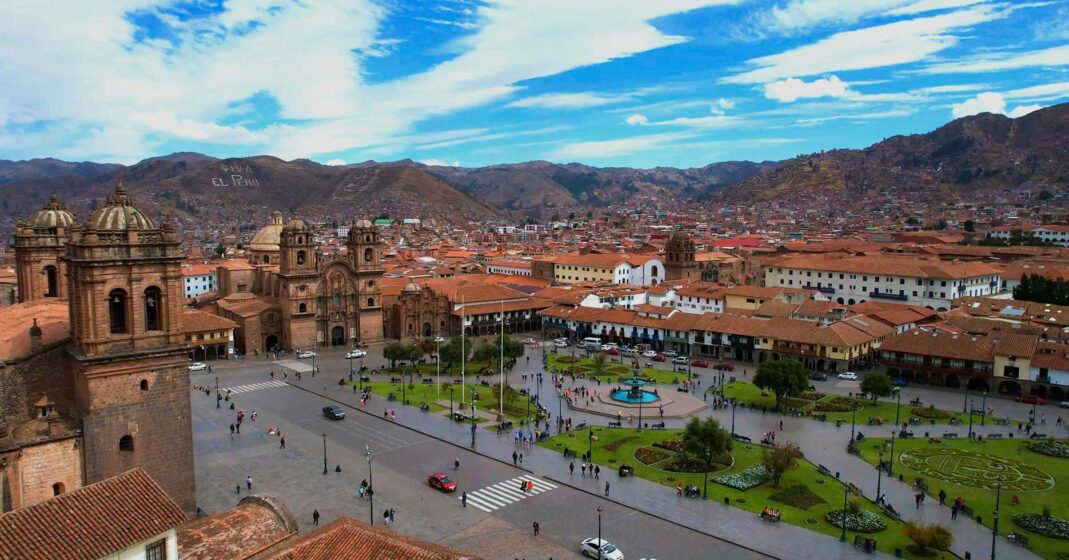 Altitude sickness in Cusco, Plaza de Armas city