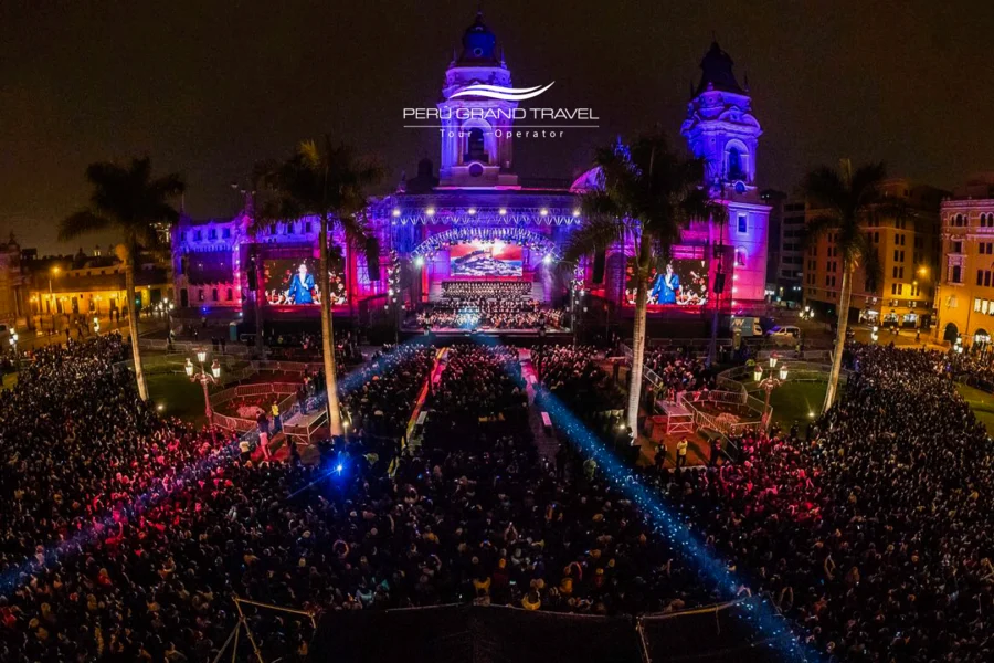 anniversary of Lima, festivals in Peru, festivities in Peru, celebration in Lima, city of Peru, city of kings, Plaza de Armas of Lima, with celebration