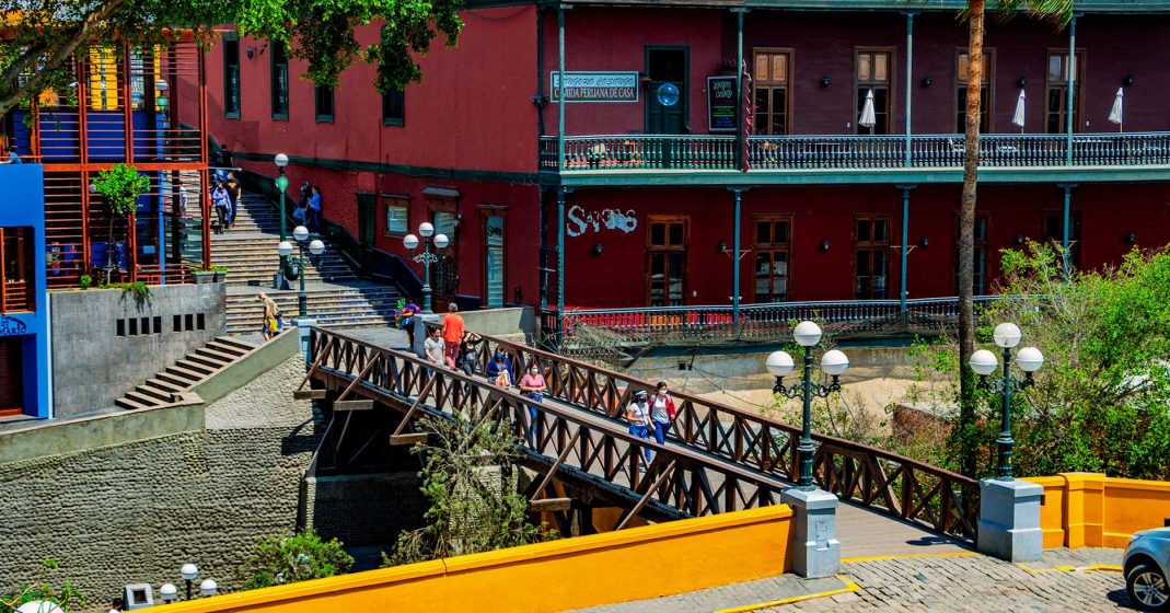 best things to see in lima - Barranco neighborhood and view of the Bridge of Sighs