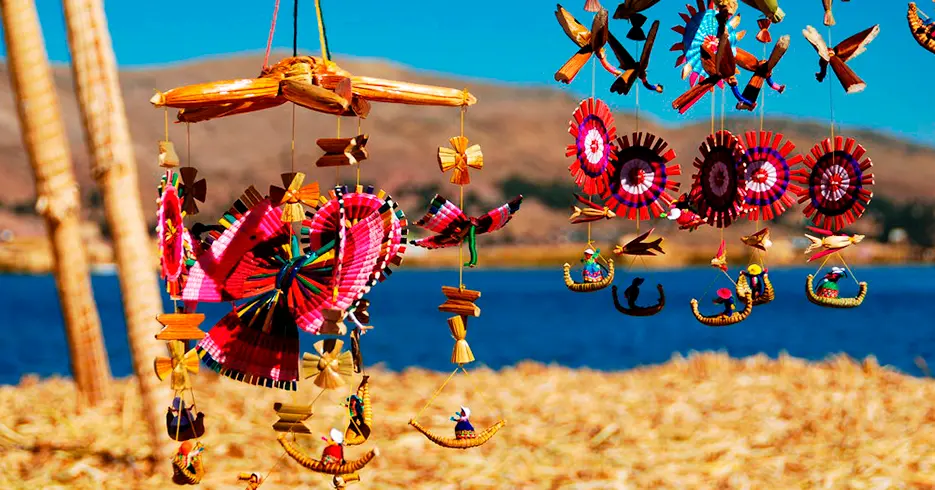 crafts from the floating island of Uros