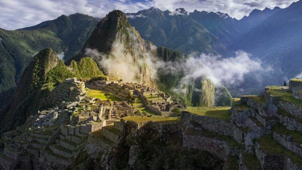 Machu Picchu circuit 2, view of the Inca citadel and buildings