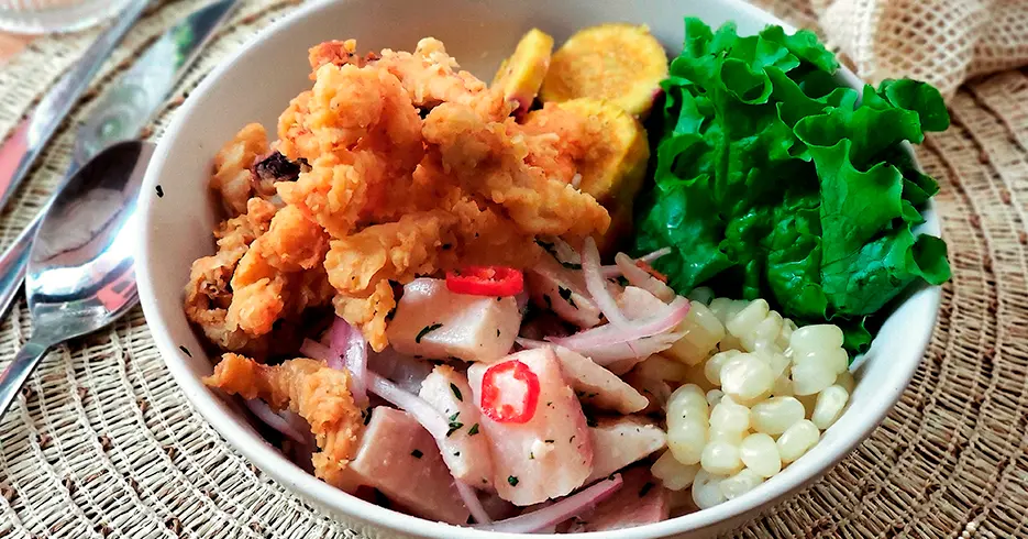 Peruvian street food - ceviche carretillero