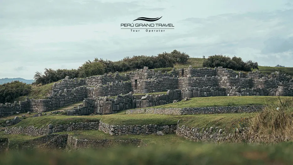 Sacsayhuamn just outside Cusco are the ruins of an incredible fortress that once protected the entrance to Cusco!